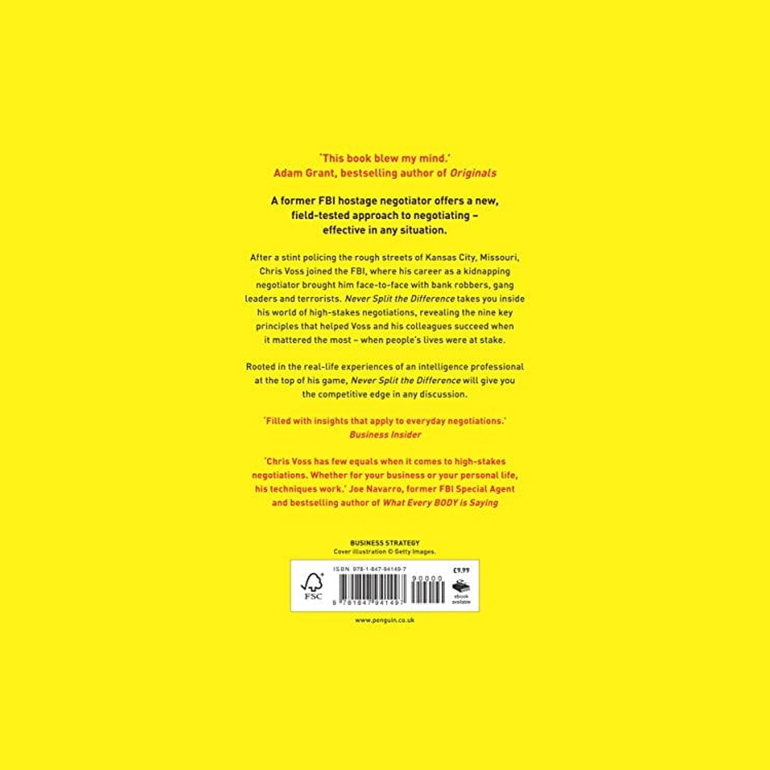 Never Split the Difference: Negotiating As If Your Life Depended on It by Chris Voss (Paperback)
